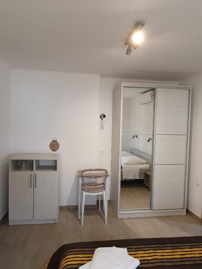 Apartman Mi 内里吉恩 外观 照片
